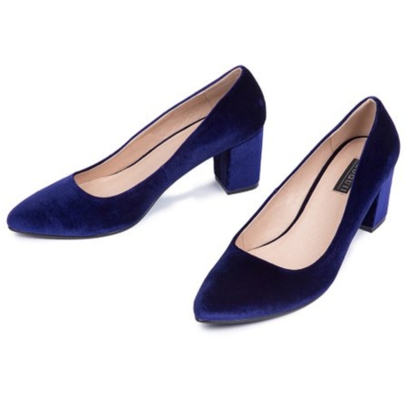 Eloquii Shoes - NWB ELOQUII Anna blue velvet block heels
